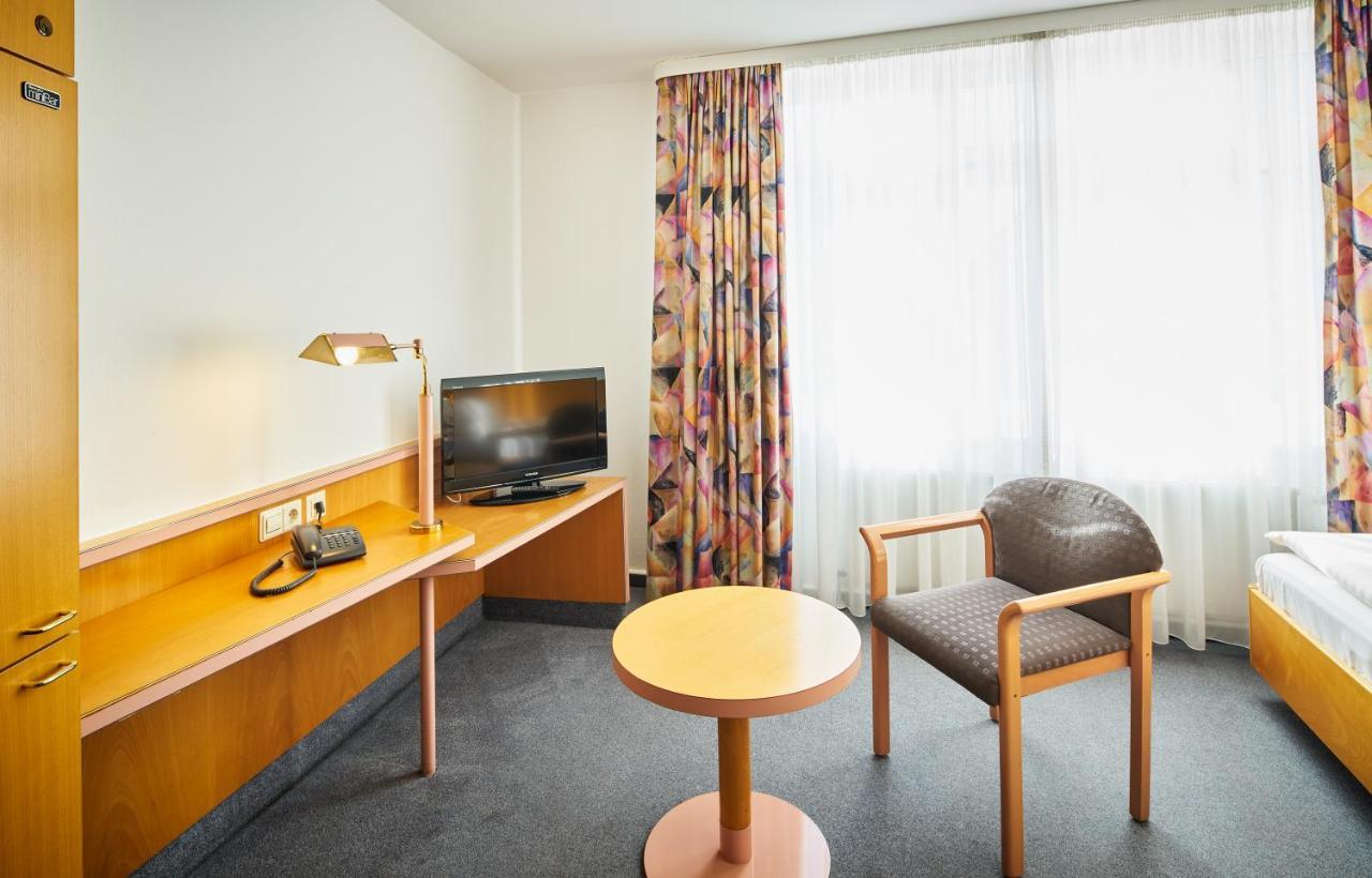 Brita Hotel Штутгарт Екстер'єр фото