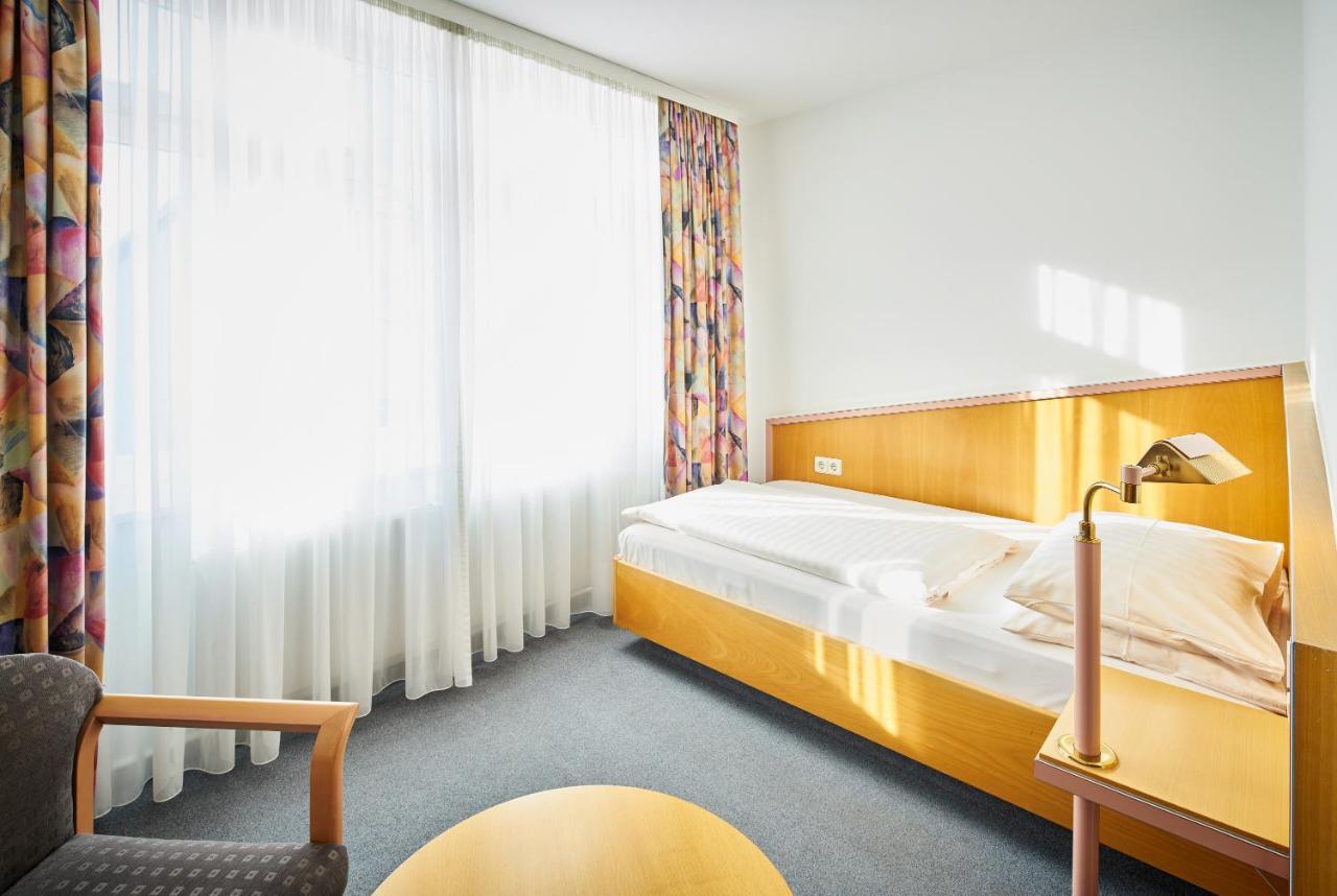 Brita Hotel Штутгарт Екстер'єр фото